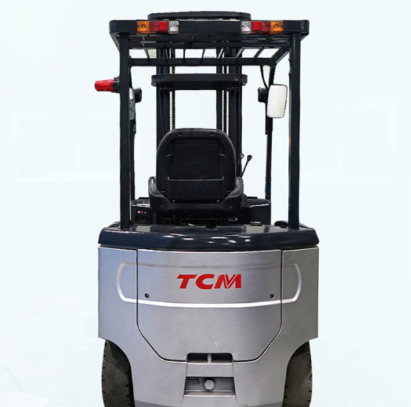 [중고] 전동 지게차 2.5톤 좌식 카운터밸런스 2단 4M TCM FB25-7 F/B, 더블타이어, 신품 배터리, 2011년형
